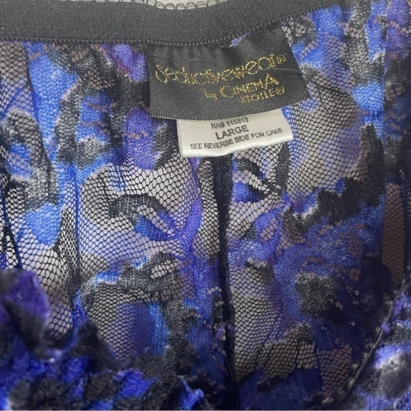 Seductive cinema teddy. Fit and flare. Blue and purple leopard print. Womens L - Picture 4 of 4